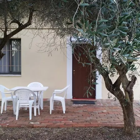 Garden Bed & Breakfast *